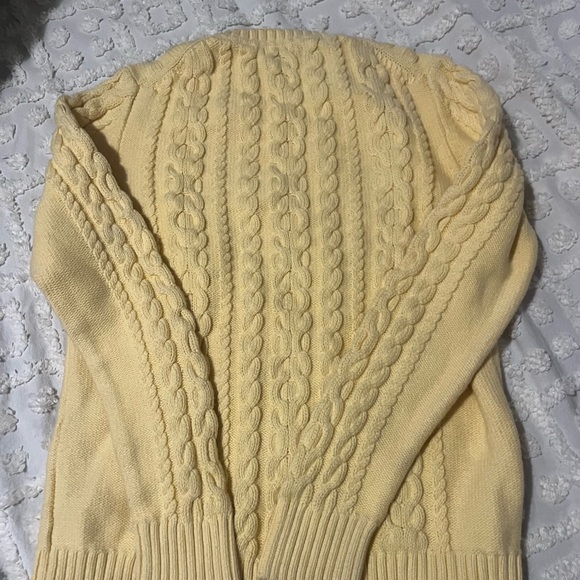 L.L Bean yellow sweater - Picture 2 of 2